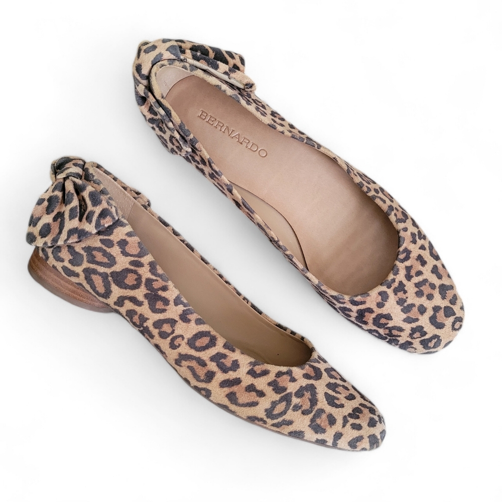 Bernardo Eloise Ballet Flat - Sand Cheetah Print with Bow - size 8.5